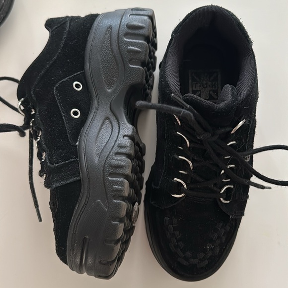 TUK wave platform creeper shoes - Picture 2 of 5